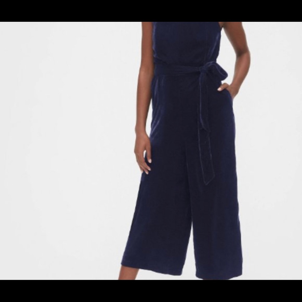 cropped navy blue gap velvet overalls
